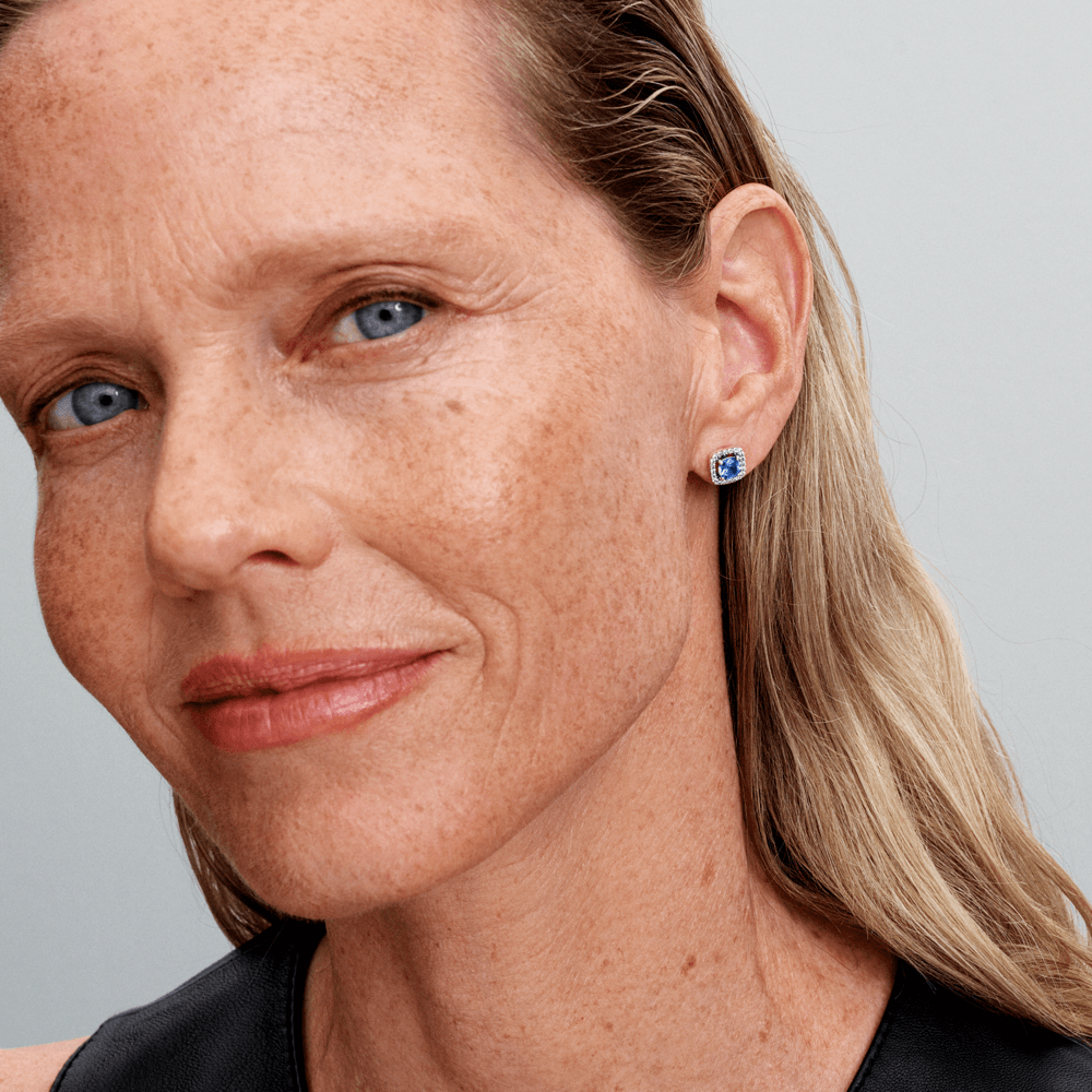 Alverra Stone Blue Earrings