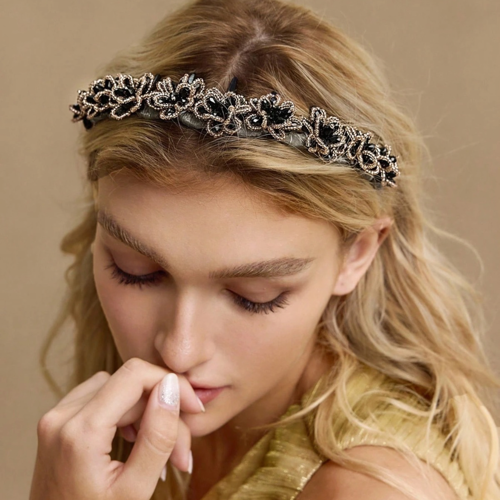 Halvessa Zeyra Black Headband