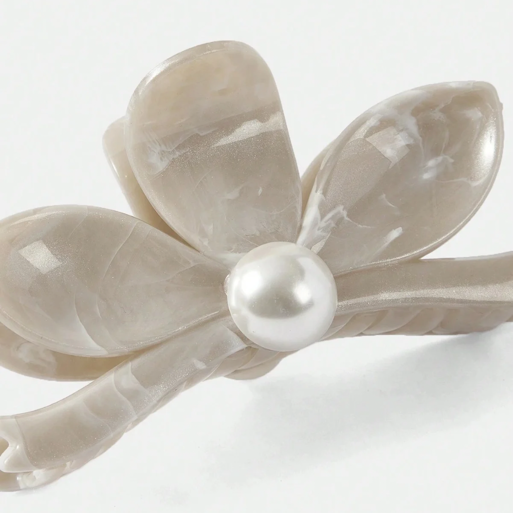 Evanor Norell White Claw Clip