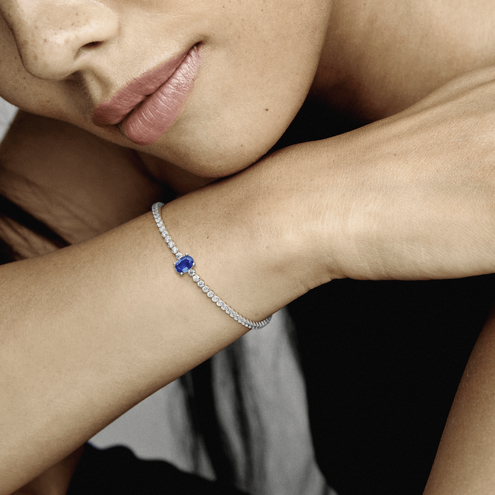 Arvion Crest Blue Bracelet
