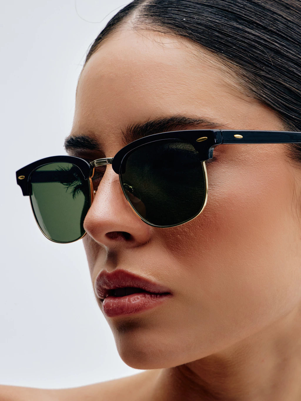Lynora Horizon Black Sunglasses